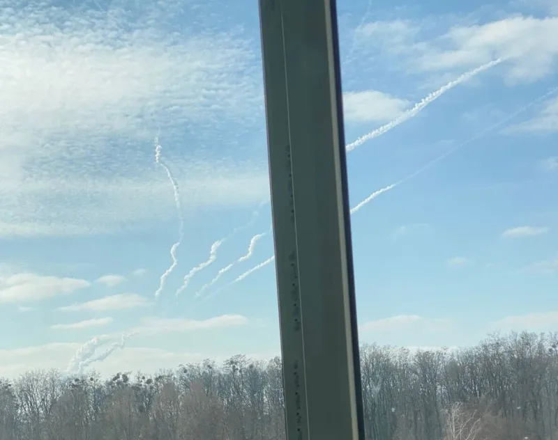 Marks of rockets in the sky are seen by Yehor in the beginning of the war