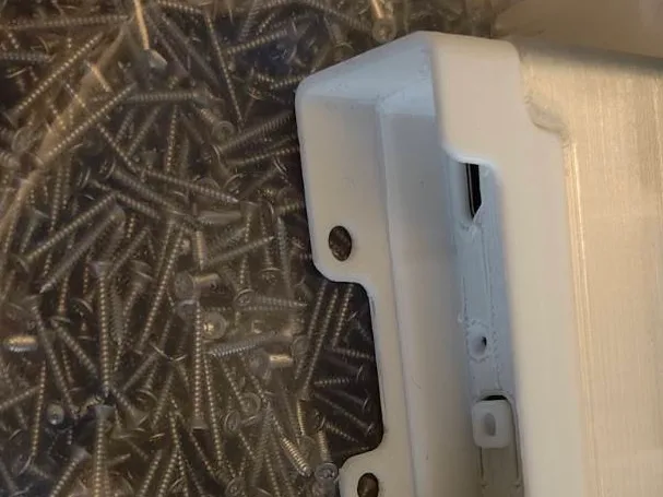 10000 screws for the AirGradient Go