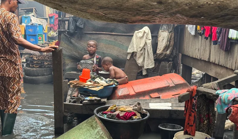 Chidren playing in the slum